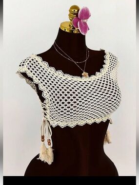 Boho Vacation Crochet Side Front Tie Top Size M Apricot